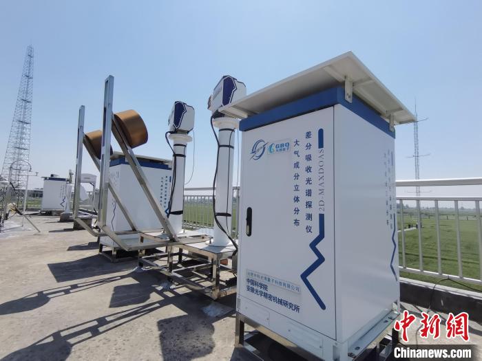 壽縣國(guó)家氣候觀象臺(tái)內(nèi)各種觀測(cè)設(shè)備?！侨?攝