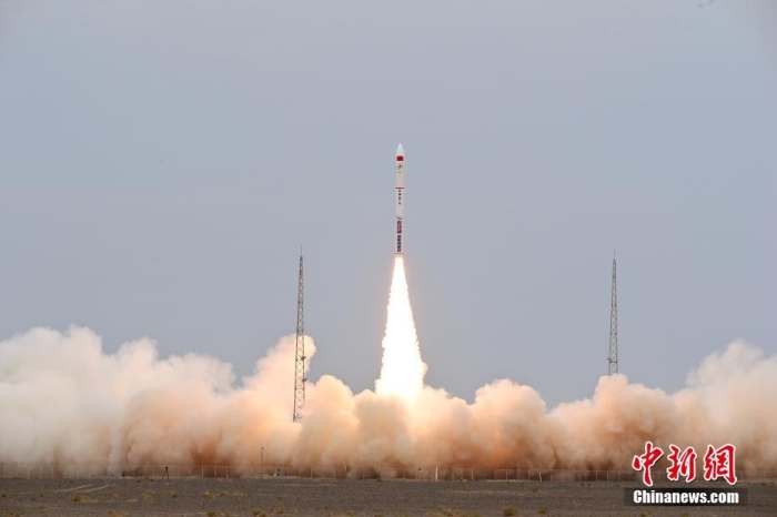 北京時間2023年8月10日12時03分，谷神星一號遙七運(yùn)載火箭在我國酒泉衛(wèi)星發(fā)射中心成功發(fā)射升空，將搭載的西光壹號01星等7顆衛(wèi)星順利送入預(yù)定軌道，發(fā)射任務(wù)獲得圓滿成功。此次任務(wù)是谷神星一號運(yùn)載火箭第7次飛行。汪江波 攝