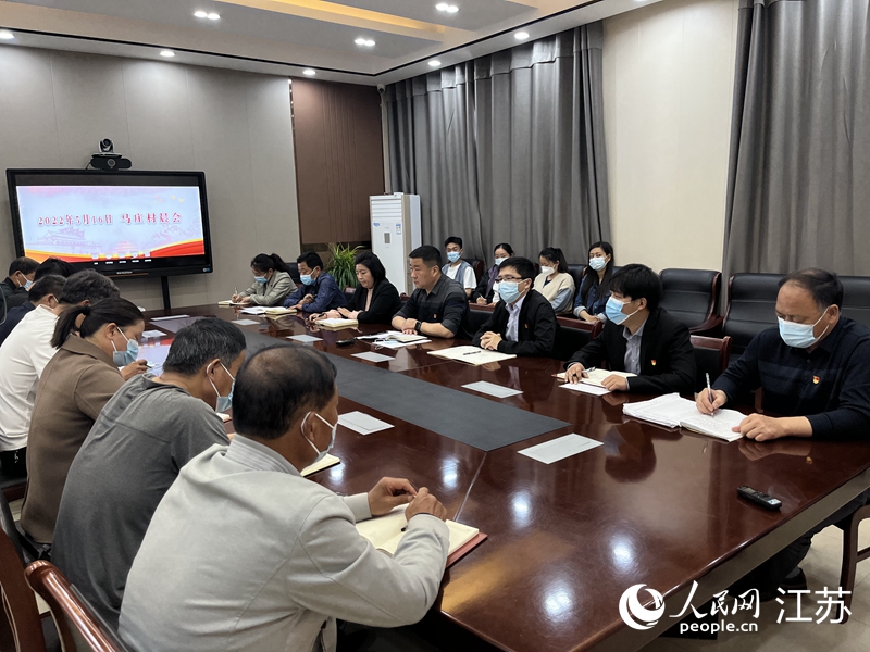 馬莊村以晨會開啟一天的工作。人民網(wǎng) 閆峰攝