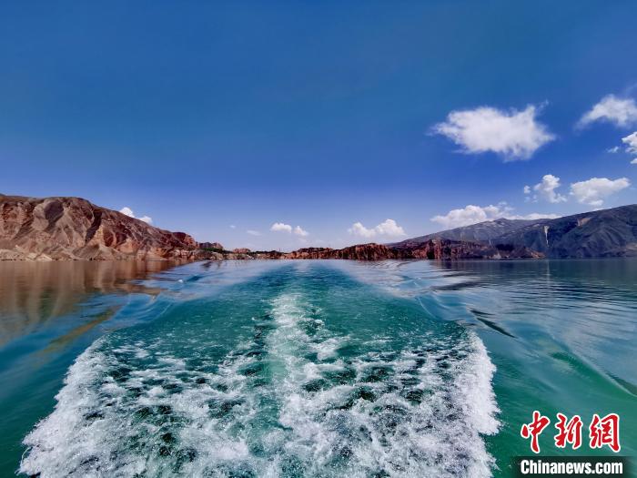 黃河源頭青海實(shí)施水土流失綜合治理、強(qiáng)化水域岸線管理