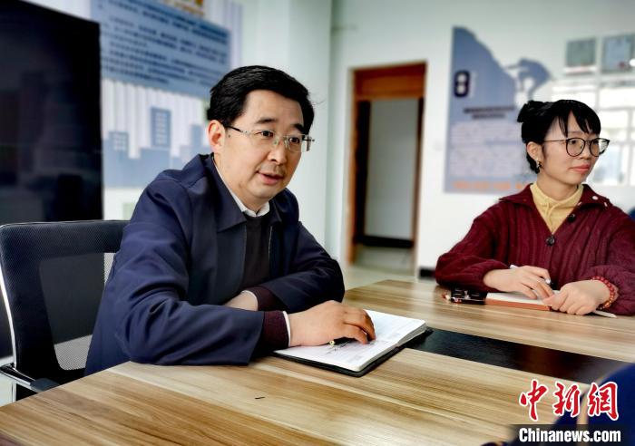 （兩會聲音）全國政協(xié)委員趙海興：師者為師亦為范，建議設(shè)教師理想信念教育基地