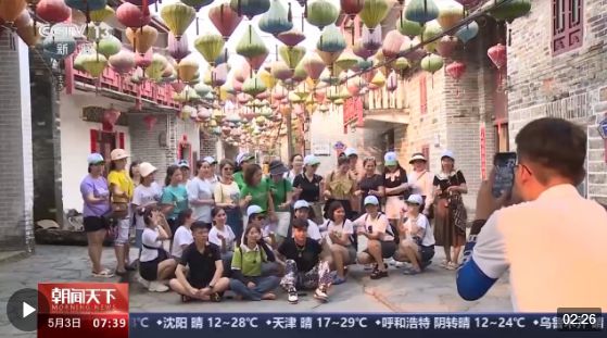 從特色小城到世界級商圈 這個“五一”很有“國際范”！