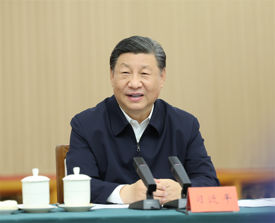 2024年5月23日下午，中共中央總書記、國家主席、中央軍委主席習(xí)近平在山東省濟(jì)南市主持召開企業(yè)和專家座談會并發(fā)表重要講話。新華社記者 鞠鵬 攝