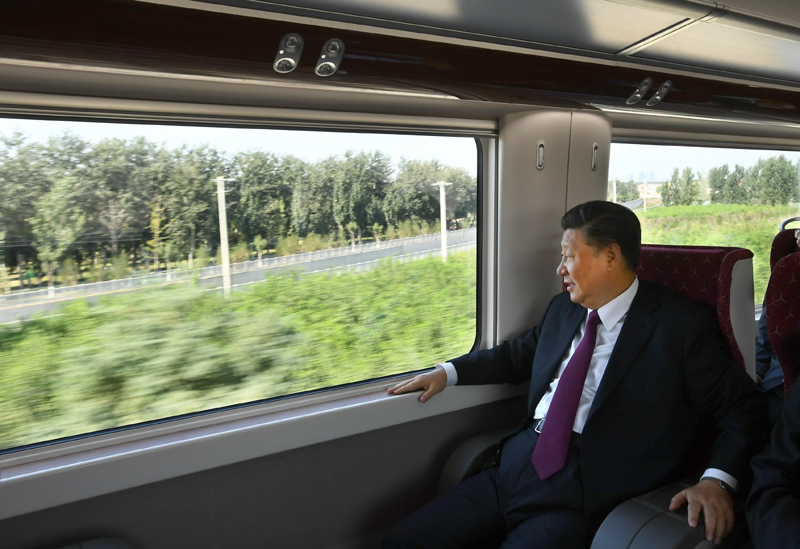 2019年9月25日，習近平總書記乘坐軌道列車前往北京大興國際機場。