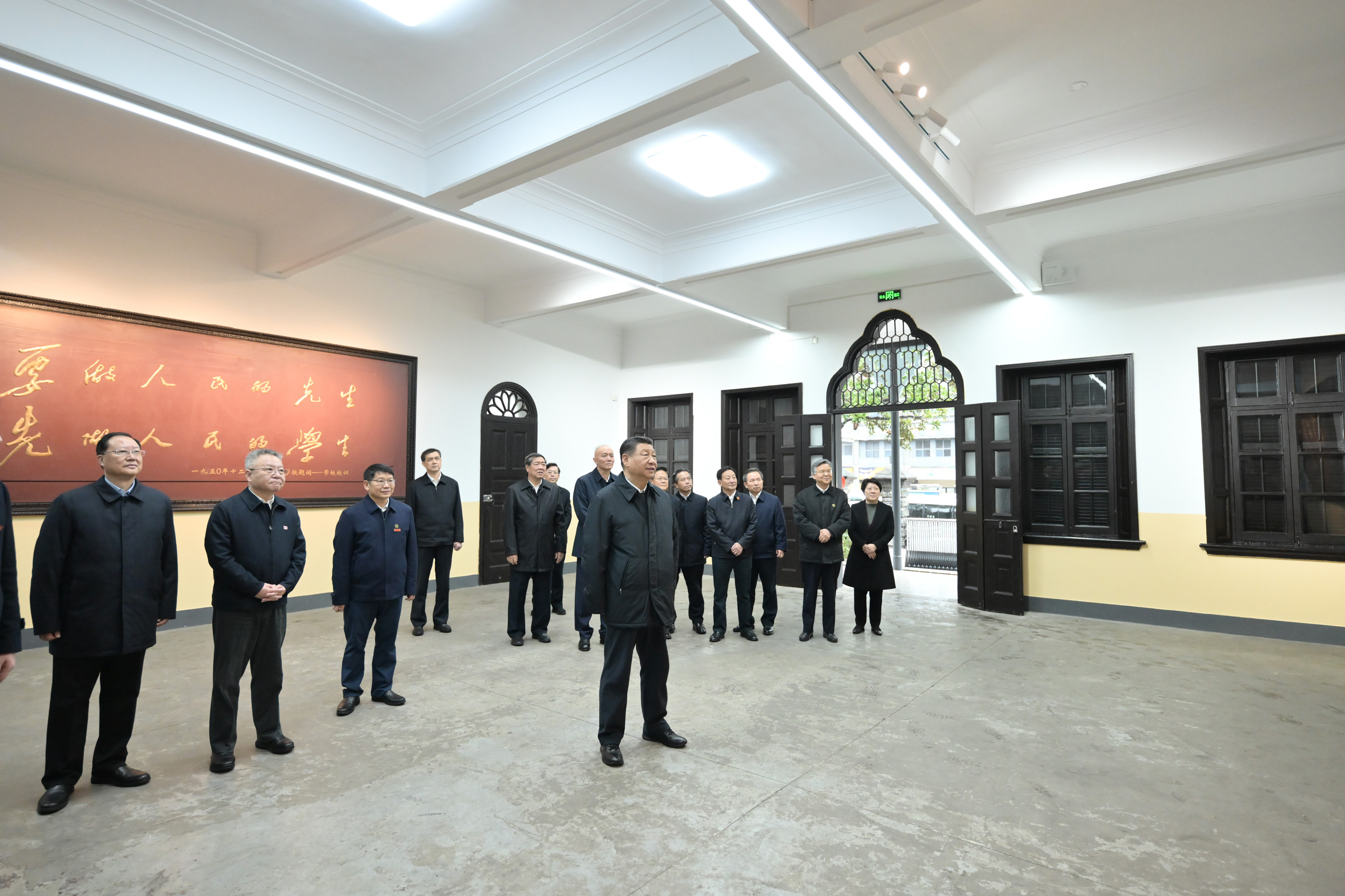 3月18日，習近平總書記在湖南第一師范學院（城南書院校區(qū)）考察。