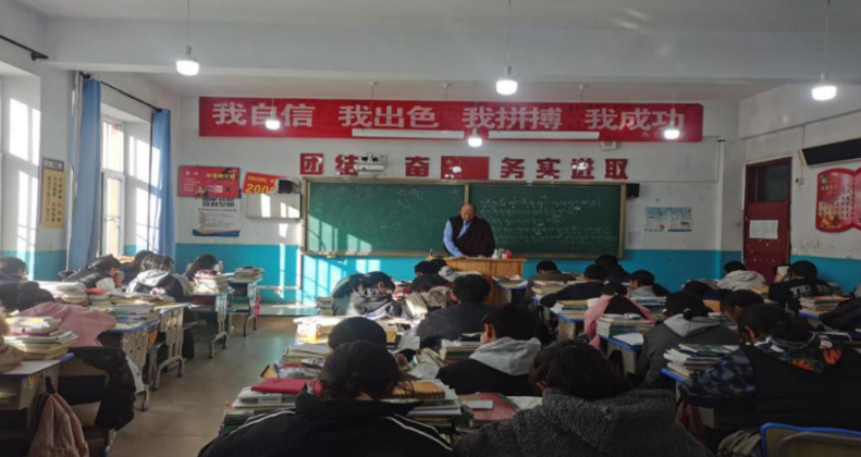 青?，斍撸寒惖剞k班讓孩子享受優(yōu)質教育